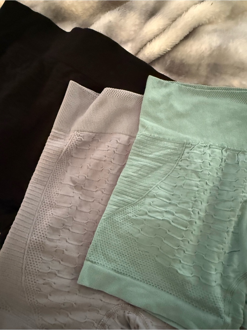🧘♂️3/$12 pair of Yoga🧘♂️Exercise High-Waist - yoga shorts Burgundy.Gray, Black - Picture 5 of 13